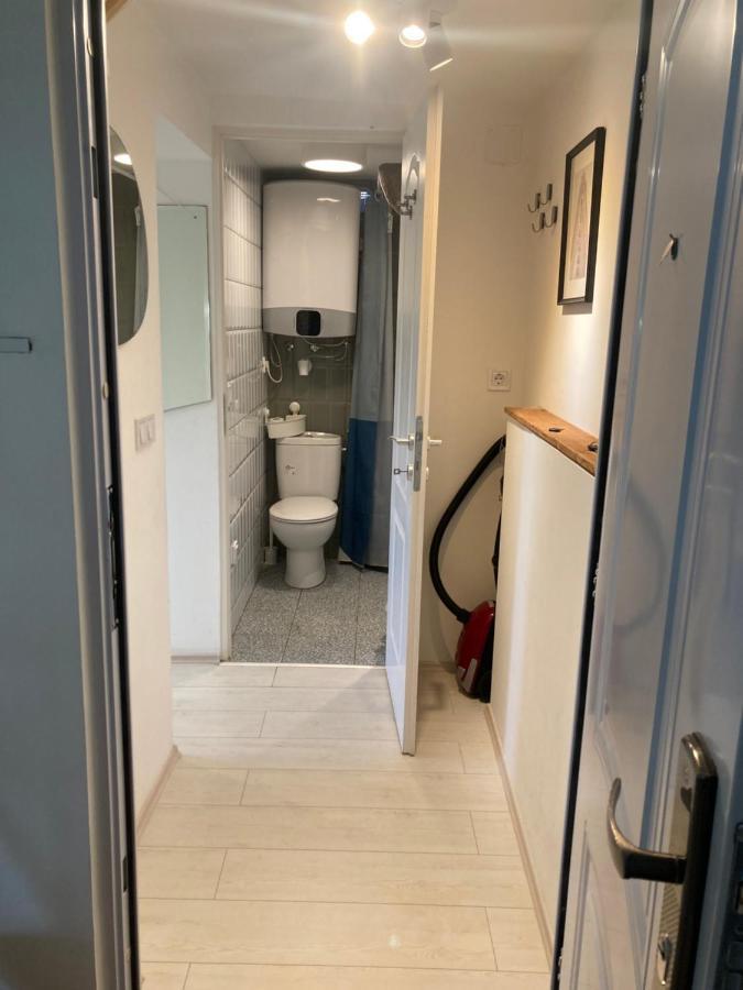 Roland Apartment - Puskas Budapest Ngoại thất bức ảnh